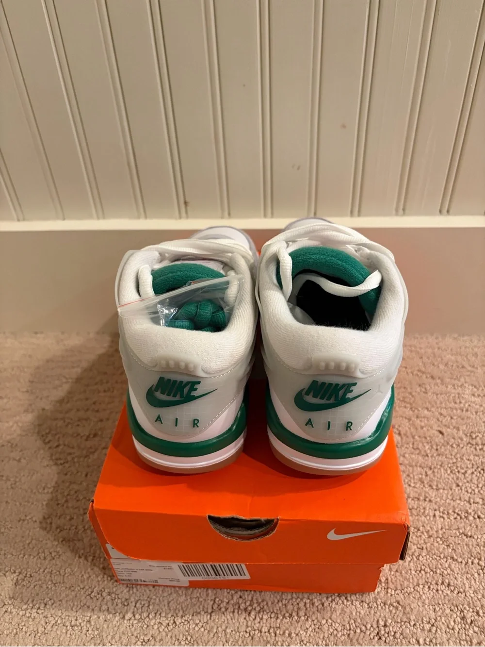 Nike Air Jordan 4 RM size 5.5Y (7 women’s) Low-Top Sneakers